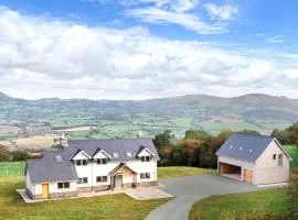 4 Bed in Banks Head oc-h43280