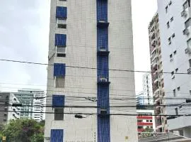 Qto Duplo próximo ao Shopping Recife