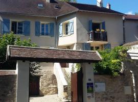 Chambres d'hôtes Villa de Vienne-en-Arthies, hotel v destinaci Vienne-en-Arthies