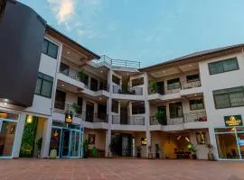 MAAT Luxury Homes
