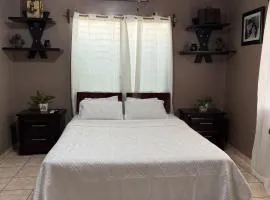 Hospedaje Ejecutivo Toronjal II
