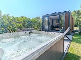 Forest Cabin with Jacuzzi 2 persons #743