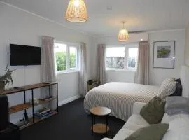 Stirling St Surf Villa