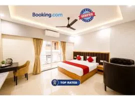 Hotel श्री Gajanana Sea Side View Puri হোটেল শ্রী গজানন পুরী - A Luxury Collection of Hotel - Spacious and Decorated Room with Lift and Parking Facilities - Best Hotel in puri