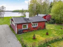 3 Bedroom Beautiful Home In Ljungbyhed