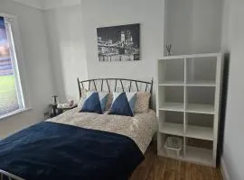 Marina Bed Liverpool City LFC