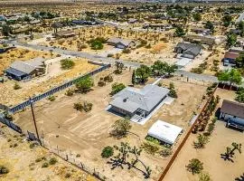 Pool Desert Escape with 10 Min to Joshua Tree NP