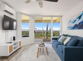 Top-floor Maui condo with pool, lanai & beach access
