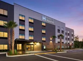 Hyatt Studios Jacksonville/St Johns Town Center