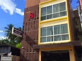 Ratchanee Place
