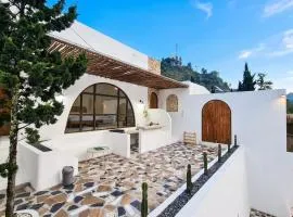 Hanara Bohemian Villa
