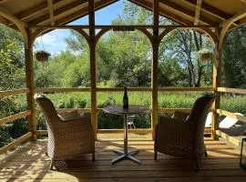Woody Nook Annexe