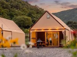 Namhae Chojun Bada Forest Glamping