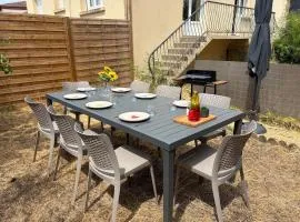 L'opus appartement rénové avec terrasse en centre ville proche du Puy duFou