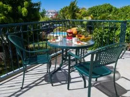 Charming apartment in Grande Gaube with shared pool