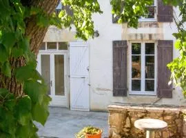 Maison spacieuse à Vic-Fezensac avec jardin