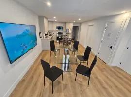 Brand New Spacious 2BR & Large Den Bright Suite, Laundry, 75" TV, Dishwasher, 4min to Bus Shops