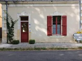Maison conviviale à Baugé-en-Anjou avec terrasse