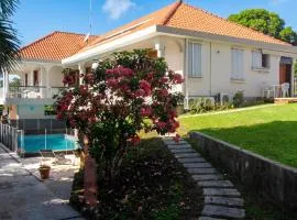 Studio charmant à Sainte-Anne, 23 m², piscine partagée