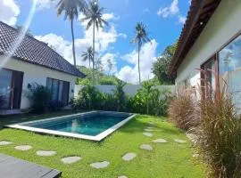 Tropical Villa with Swimming Pool