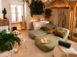 Suite Climatisé Bali SPA et sauna privé pour 2-Châteaux de la Loire