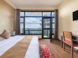 The Prakriti Resort l Lift l The Stargaze Café l Indoor Multi Cuisine Restaurant l Power Backup Available l Managed By ExoticStays Group, khách sạn ở Shimla