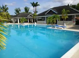Serene Family-friendly Home With Pool & Gym