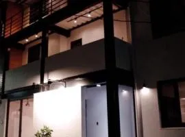 Donghai Cottage Backpack Inn Suite