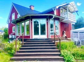 Scandinavian Villa near Sea with Sauna 4BR