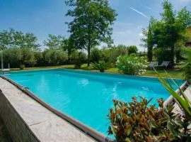 Holiday Home Elena by Interhome