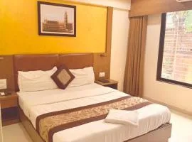 Crystal Luxury Hotel