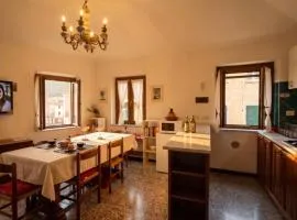 Ellera Suite con Parcheggio Privato - Albisola Superiore