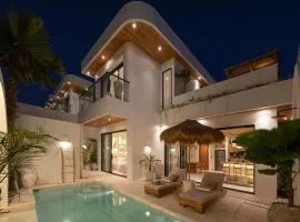 BRAND NEW VILLA with Rooftop Jacuzzi - Bingin