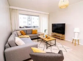 Come in! "Pirkanportti" In the heart of Tampere next to the railway station for 9 people!