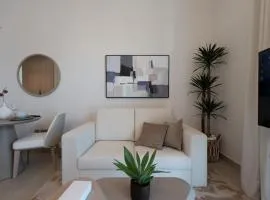 Modern Studio - Yas Golf Escape
