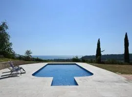 SNB002 - Pedaso, splendida porzione di villa con piscina