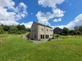 House close to Vielsalm with beautiful views