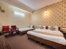 The Ayura Palace l Family Events I Multi Cuisine Restaurant l Sky Bonfire l Lift l Power Backup l Free Parking l Kufri By Exotic Stays