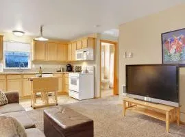 Upstairs Apartment close to Hospital