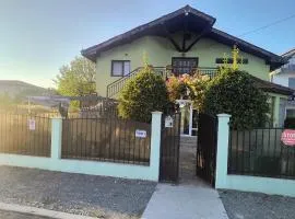 Casa Dyny 2 Mai