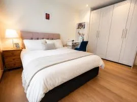 Sandyford Beacon Luas Rooms