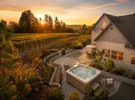Private Vineyard Retreat with Hot Tub