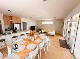 Coastal Comfort at Rys Retreat A Modern Family Escape