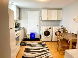 Comfortable 2-Bedroom Apartment in Laval, 2 Parking Spaces, Optional Car Ren