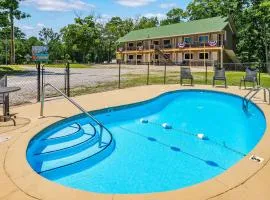 Trailhead Lodge