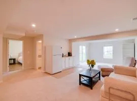 Harpers Ferry Hub! Cozy Ranson Unit For 2