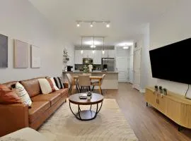 Downtown Elmhurst Luxury Apartments Near Metra & O'Hare with Pool, Gym, Parking & Theater