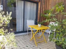 Auprès du château Cocon paisible terrasse