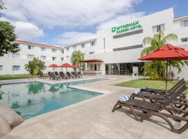 Wyndham Garden Playa del Carmen, khách sạn ở Playa del Carmen