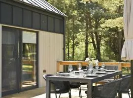 Tago Forest - Private Villa by the Sea